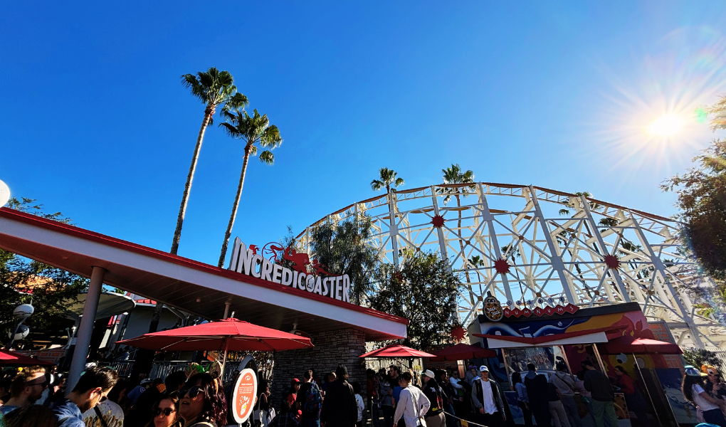ディズニー・カリフォルニア・アドベンチャーのインクレディブル・コースター